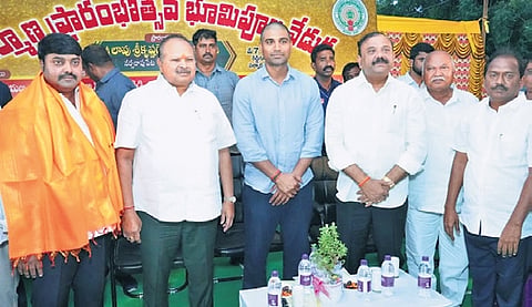 MP Lavu Krishnadevarayulu, along with MLAs in Palnad,u participated in the groundbreaking ceremony of Kondamodu Perecherla Highway works on Wednesday. 