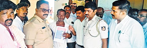 District administration and police officials reach out to residents of Muddaballi village in Koppal district 
