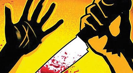 A police officer said that around 8.30 pm, Nanjesh was drinking with some friends near the eatery on Kanakapura Road, when 4-5 armed men barged in and attacked him with lethal weapons, before fleeing. 
