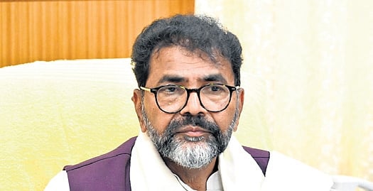 Karnataka: NDA says gift coupons, cash distributed to voters