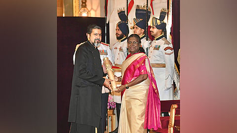Musician Ricky Kej honoured with Padma Shri; goes barefoot to receive the award 
