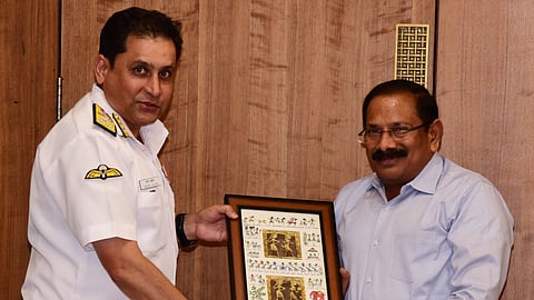 Eastern Naval Commond  Vice Admiral Sameer Saxena and team met CS Vijayanand at Secretariat in Velagapudi on Wednesday.