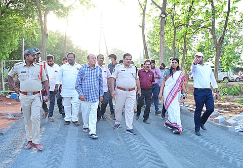 East Godavari district Collector  P Prasanti  and senior TDP MLA Gorantla Butchaiah Chowdary visiting Ratan Tata Innovation Hub 