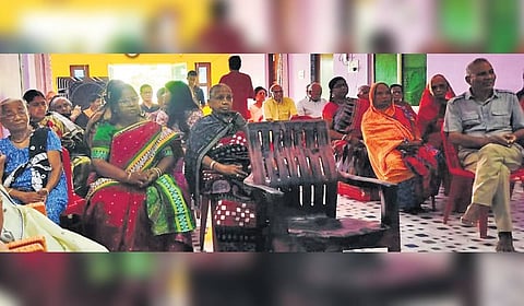 Inmates of Shree Krishna Anand old age home in Bhubaneswar 