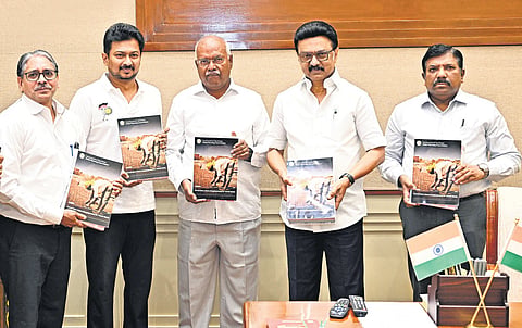 State planning commission submitting the report to CM at the secretariat 