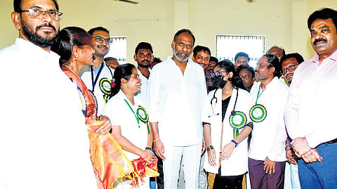 Energy Minister Gottipati Ravikumar inaugurates UPHC in Addanki 