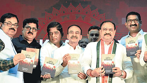 TPCC president Mahesh Kumar Goud, BJP MP Eatala Rajender and other leaders during the unveiling of ‘OBC Porubata’, written by IAS officer Narahari Parikipandla and advocate Pruthviraj Singh, at Suravaram Pratapa Reddy Telugu 
University in Hyderabad on Saturday