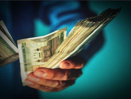 It is alleged that some police personnel demanded money to complete formalities, including handing over the bodies to the relatives of the accident victims.