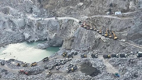 The Ratle Hydroelectric Power Project (850 MW) on the Chenab River in Kishtwar, Jammu and Kashmir, is progressing rapidly, especially after the suspension of the Indus Waters Treaty (IWT).
