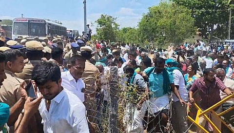 The district police prevented and arrested around 300 farmers from tail-end areas of Parambikulam Aliyar Project who had planned to besiege the Superintending Engineer's office of PAP, in Pollachi in Coimbatore district, demanding balanced sharing in the PAP on Tuesday in Kangeyam. 