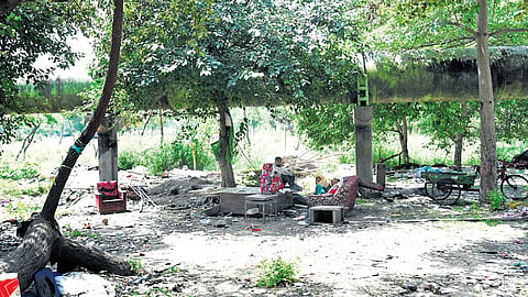 In a sweeping demolition drive, the Delhi Development Authority (DDA) razed nearly thousands of slum units located on the floodplains, citing encroachment on government land. 