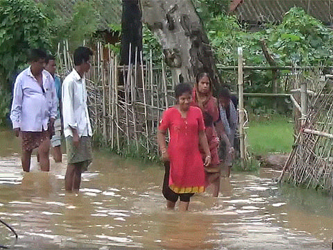 Many affected residents also faced difficulties in reaching block headquarters or panchayats to report the damage.