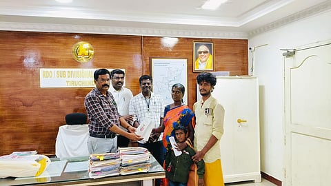 Tiruchendur revenue divisional officer Guru felicitated G Jaya of Bethaniya Nagar in Nazareth for her efforts.