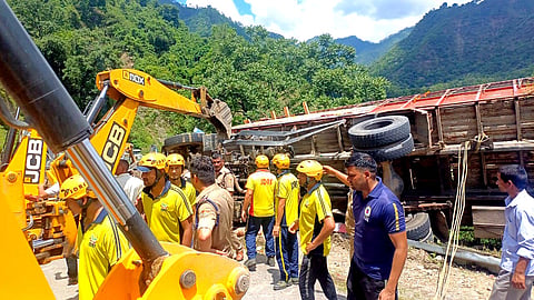 16 injured and four critically wounded pilgrims have been referred to AIIMS Rishikesh for advanced medical care. 