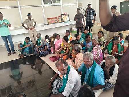 The farmers staging a sit-in during opening day of the third year of the Melma SIPCOT protest.
