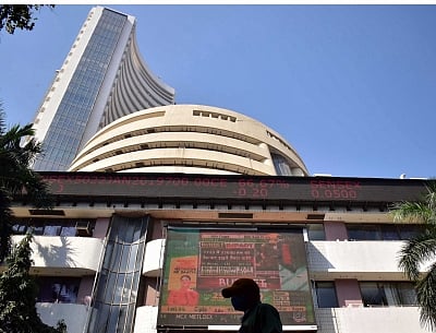 Indian stock markets end the day lower amid currency pressure and profit booking.