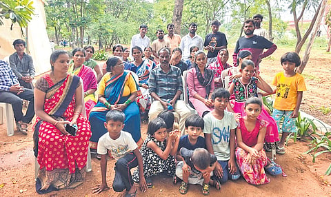 Following their Sunday church prayers, the family once again returned to the control room, their grief spilling over. They were joined by several other relatives of missing workers.