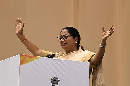Delhi CM Rekha Gupta's government plans to develop the film industry in the capital while also providing all necessary facilities, so that those involved in film, cinema, and television can access everything from shooting to post-production right here.