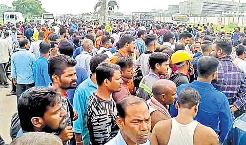 Workers staging protest at Paradip Refinery of IOCL in Jagatsinghpur 
