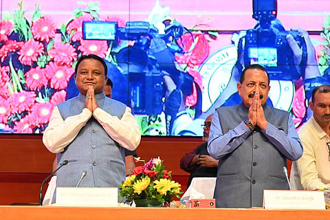 CM Mohan Majhi and Union Minister Jitendra Singh attend a National Conference on Good Governance Practices at Lokaseva Convention Hall in Bhubaneswar on Thursday. 