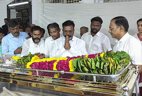VCK president Thol Thirumavalavan  paying floral tribute to M K Muthu.