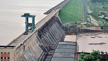 Built across Mahanadi river, Hirakud is one of the first major multipurpose river valley projects of independent India. 