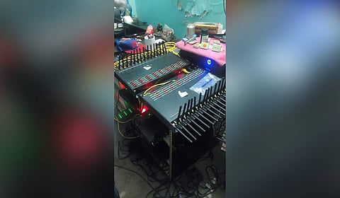 The 21-year-old gang’s leader had set up altogether eight mobile phone set boxes purportedly procured from China and Vietnam in his house located at Gauspur in Supaul district. 