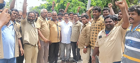 Kakinada city auto drivers and owners protest against Rapido services.