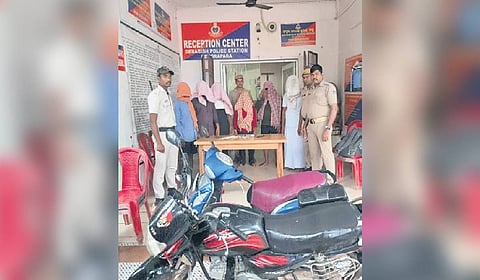 While two accused confined the family in a corner of the house, others broke open three almirahs and looted around 500 gm of gold jewellery worth Rs 50 lakh along with Rs 1.5 lakh cash before fleeing. 