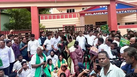 Biju Janata Dal (BJD) workers during a gherao at a police station in protest after a 15-year-old girl was set on fire by unidentified persons in the district on Saturday, at Balanga, in Puri district, Odisha on July 20, 2025