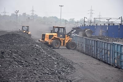 It was alleged that officials of GVPR mines were involved in dispatching high-grade iron ore under the guise of low-grade material, resulting in a significant royalty loss to the state exchequer.