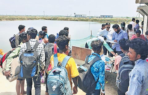 As many as 17 workers from Odisha and 23 from Chhattisgarh were rescued.