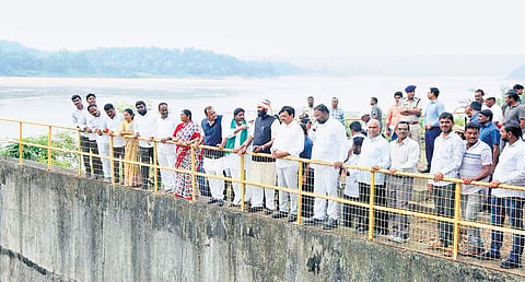 Ministers Mallu Bhatti Vikramarka, N Uttam Kumar Reddy and Ponguleti Srinivasa Reddy,  along with others, inspect the Gangaram Devadula intake pump house at Thupakala Gudem in Mulugu district on Sunday