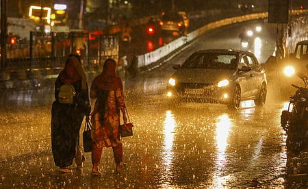 Light to moderate rain is expected in all districts over the next three days.