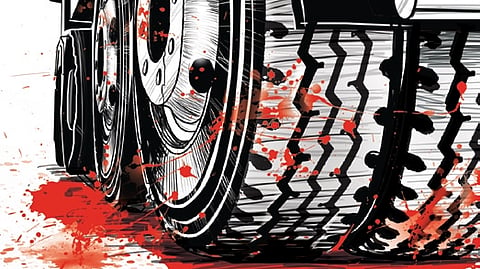 The two deceased have been identified as Neelavva Haradolli of Guledgudda village in Bagalkot and Agirajavva Badanur from Jalihal village, while one person has not been identified yet. 