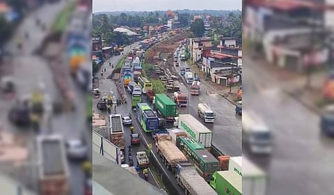 The gridlock is severe in the road leading to Ernakulam from Chalakudy. 