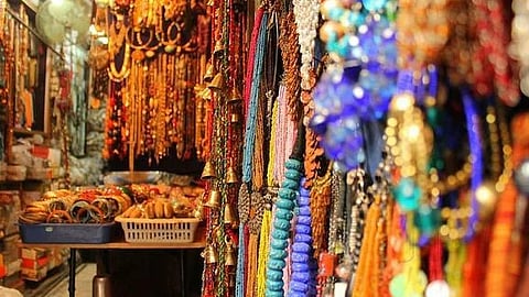 Janpath’s mini market