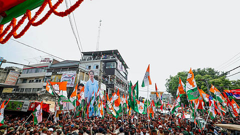 The incident took place at an event organised as part of ongoing ‘Voter Adhikar Yatra’ launched by Congress leader Rahul Gandhi at Bithauli Chowk in the district.