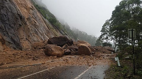 The vital Ghat road has been closed for the past three days following a huge mudslide near the ninth hairpin bend, triggered by heavy rains. 