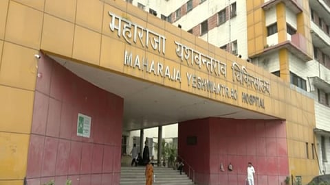 Two infants bitten by rats at MY hospital dies.