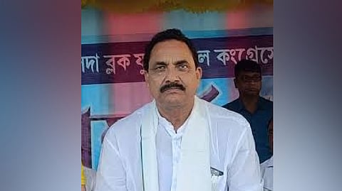 Boxi slams BJP for viewing Bengal through a "divisive political agenda," says they "should have their eyes checked."
