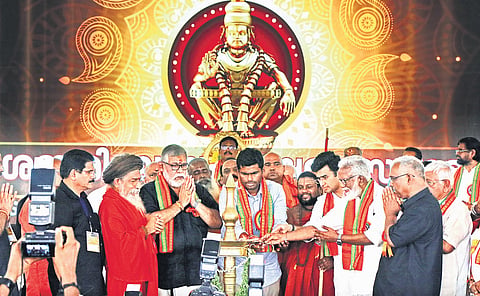 Former Tamil Nadu BJP president Annamalai inaugurating the Sabarimala Samrakshana Sangamam in Pandalam on Monday. Former Mizoram Governor Kummanam Rajasekharan and MP Tejasvi Surya are also seen. 