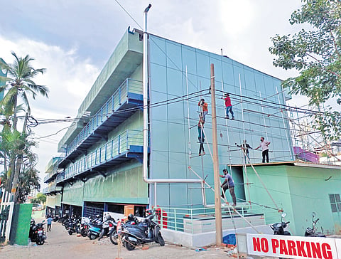 The multi-level car parking on the Medical College Hospital premises 