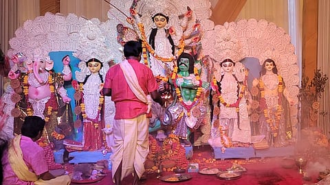 The pandal, adorned with intricate artwork and cultural motifs, reflects the rich heritage of Bengal, offering visitors a slice of Kolkata’s famed festive atmosphere right here in Noida.
