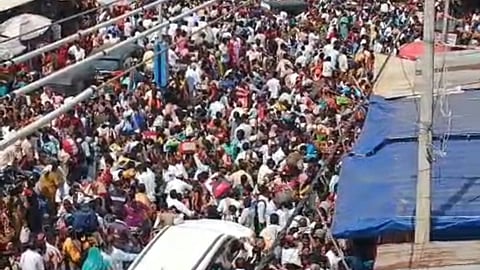 Huligi temple premises witnessed a possible stampede situation.