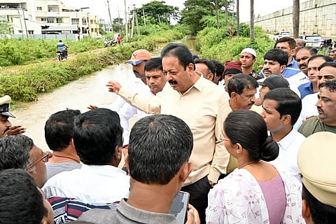 Minister N Chaluvarayaswamy