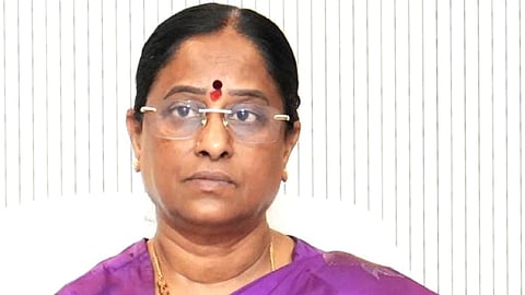 Endowments Minister Konda Surekha expressed displeasure over the “intrusion”, stating that officers had come to her residence without following proper legal procedure. 