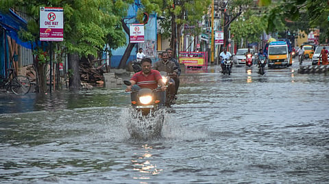 Rain Water stagnated near old corporation office at Thoothukudi city. 