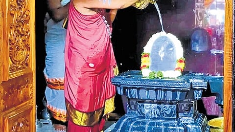 A grand ceremony was organised by the Sringeri Shankara Matham–Lalita Chandramoulishwara Temple, built under the aegis of the Basara Trust with support from Nizamabad devotees.