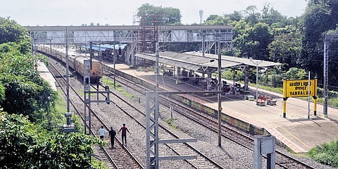 A section of rail passengers has urged that the fourth line project be handed over to Rail Vikas Nigam Limited for faster execution 